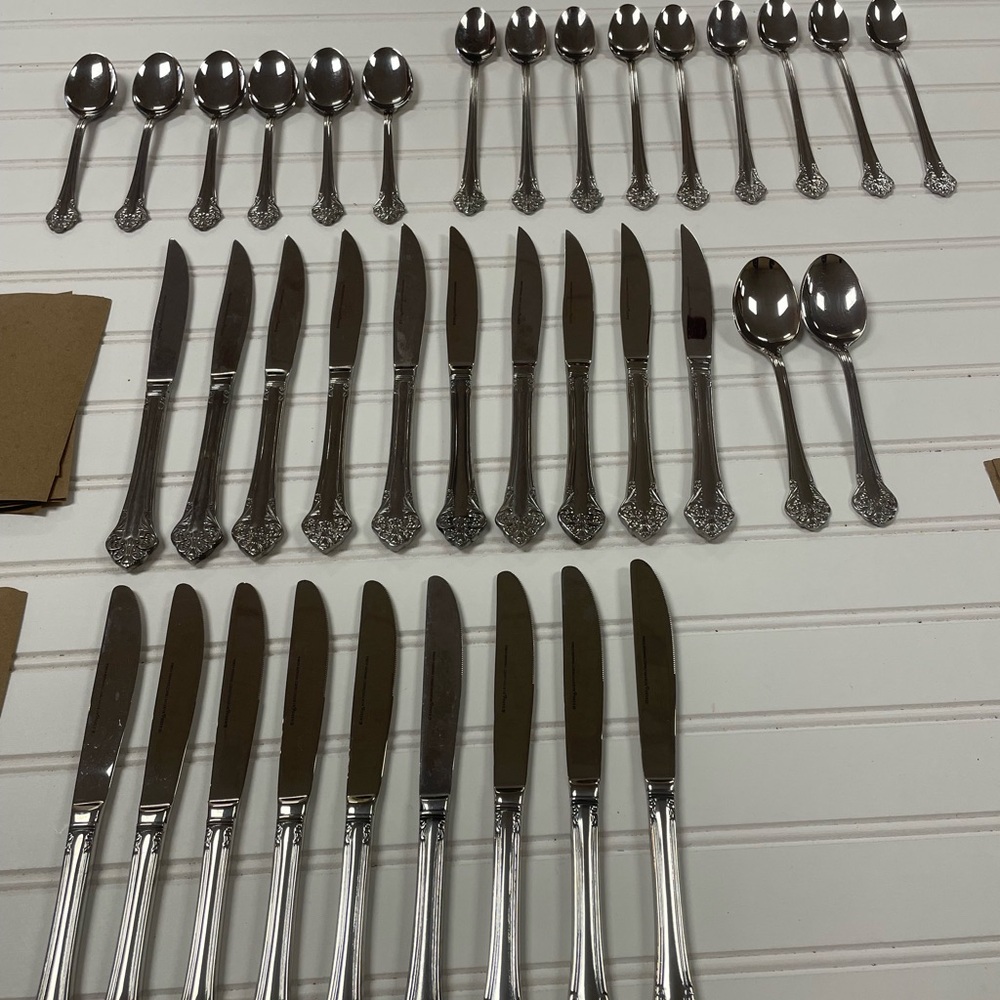 Reed & Barton Flatware Lot 36 Pieces